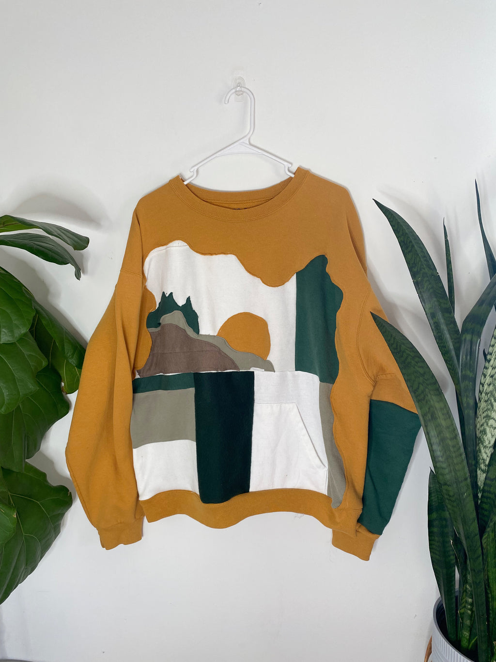 Yellow freehand patchwork crewneck (XL)