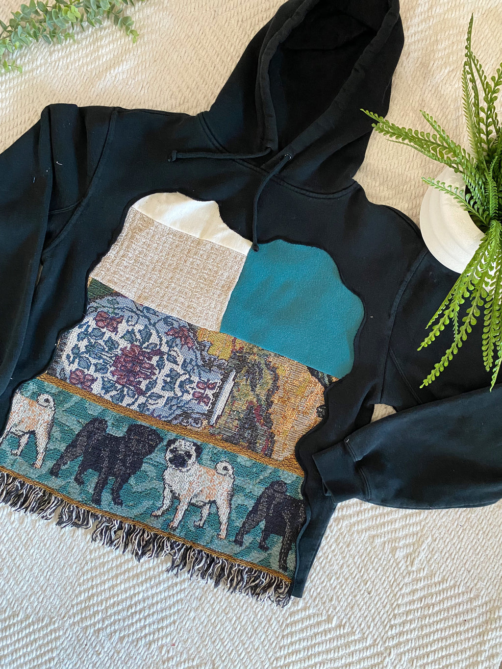 Pug fringe tapestry patchwork hoodie (M)