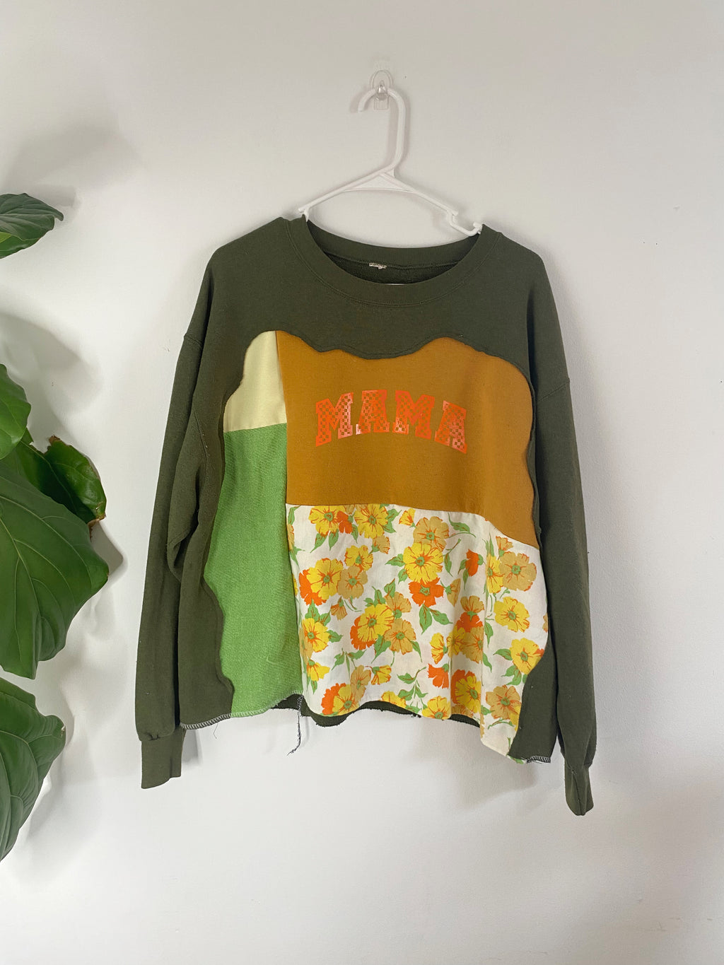Garden patchwork mama crewneck (L)