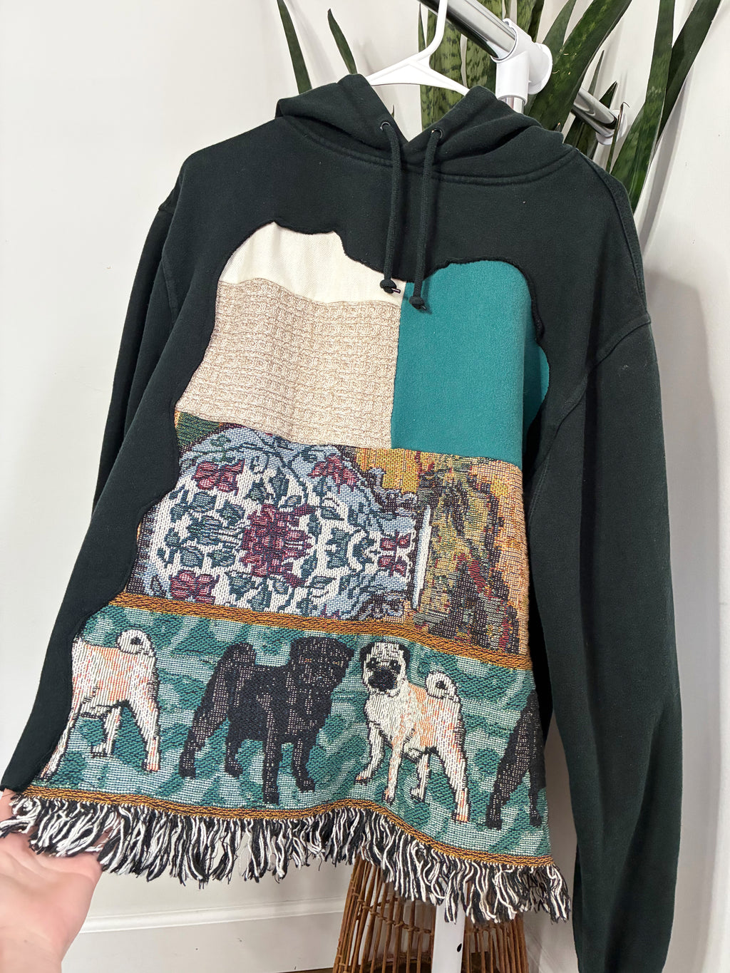 Pug fringe tapestry patchwork hoodie (M)