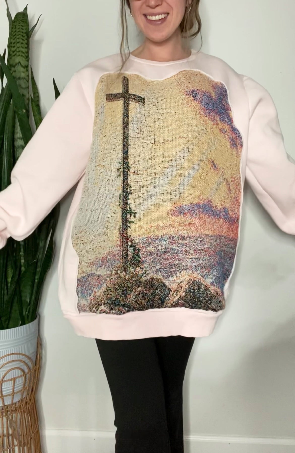 Light pink cross tapestry crewneck (2X)