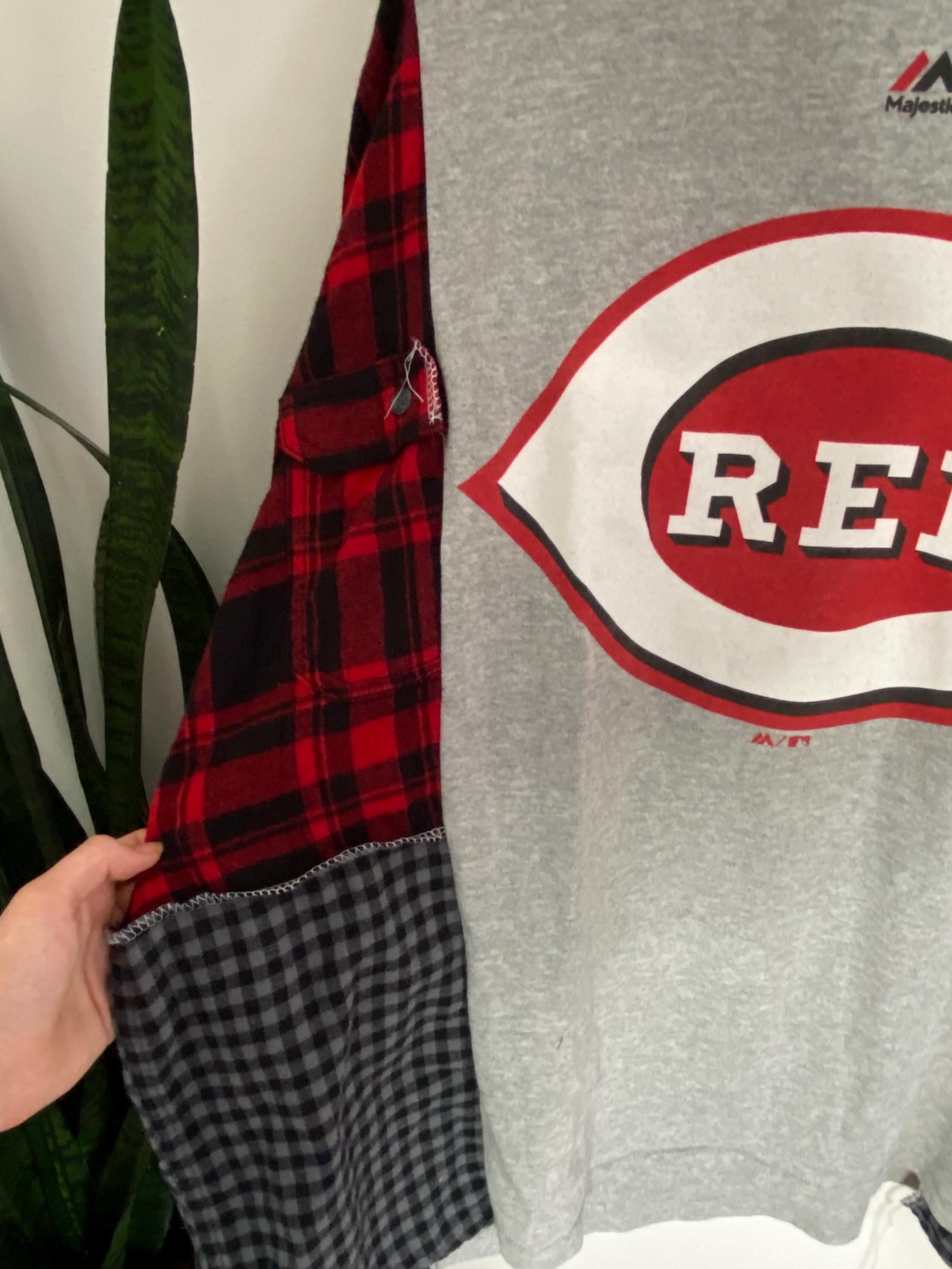 Cincinnati Reds t-shirt flannel (2X)