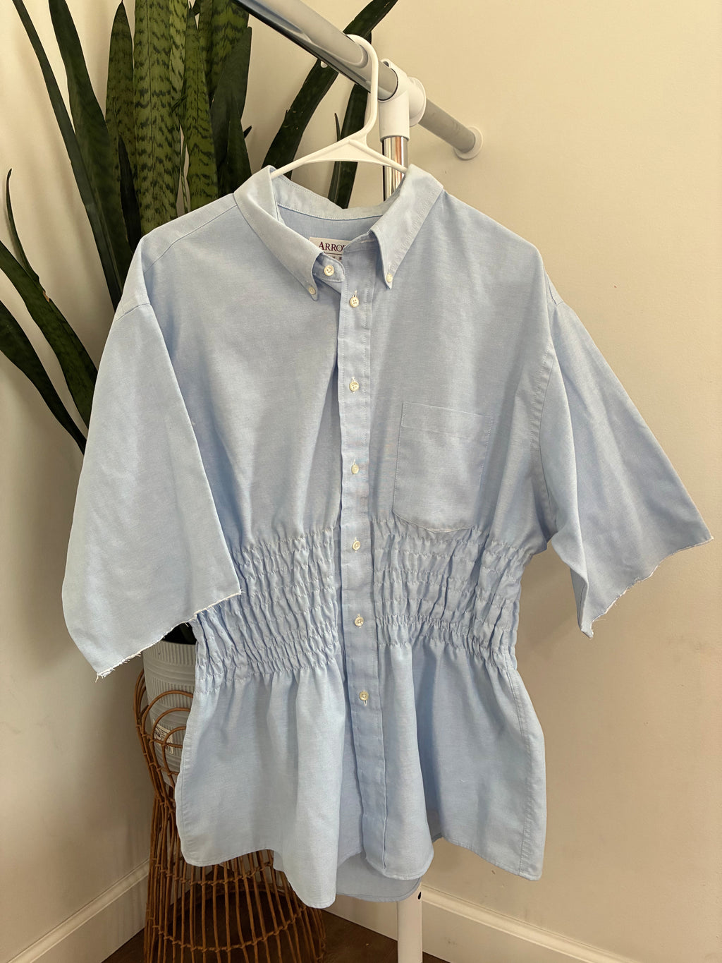 Cinched waist button down top (L / XL)