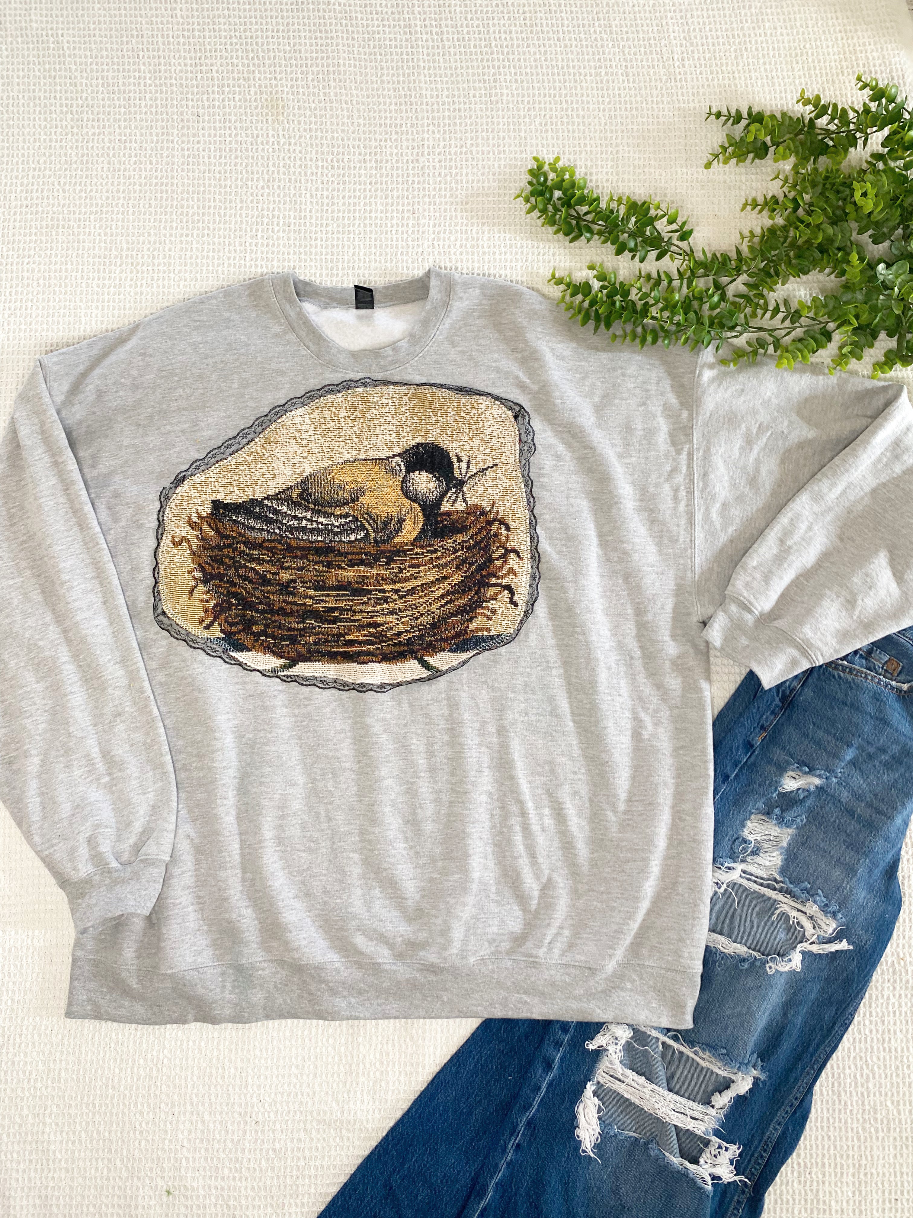 Nested bird tapestry crewneck (2X)