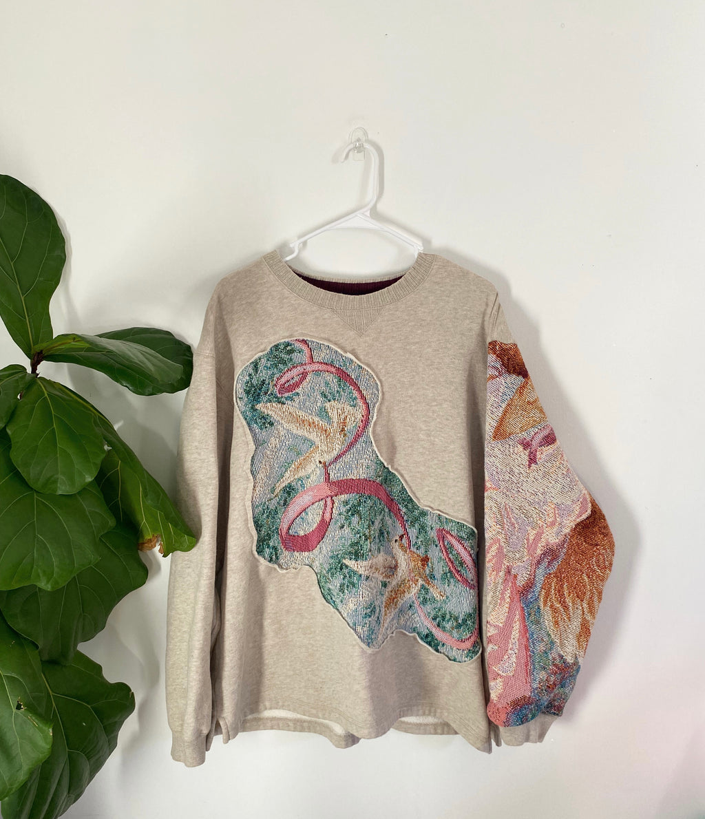 Dove angel tapestry crewneck (XL)