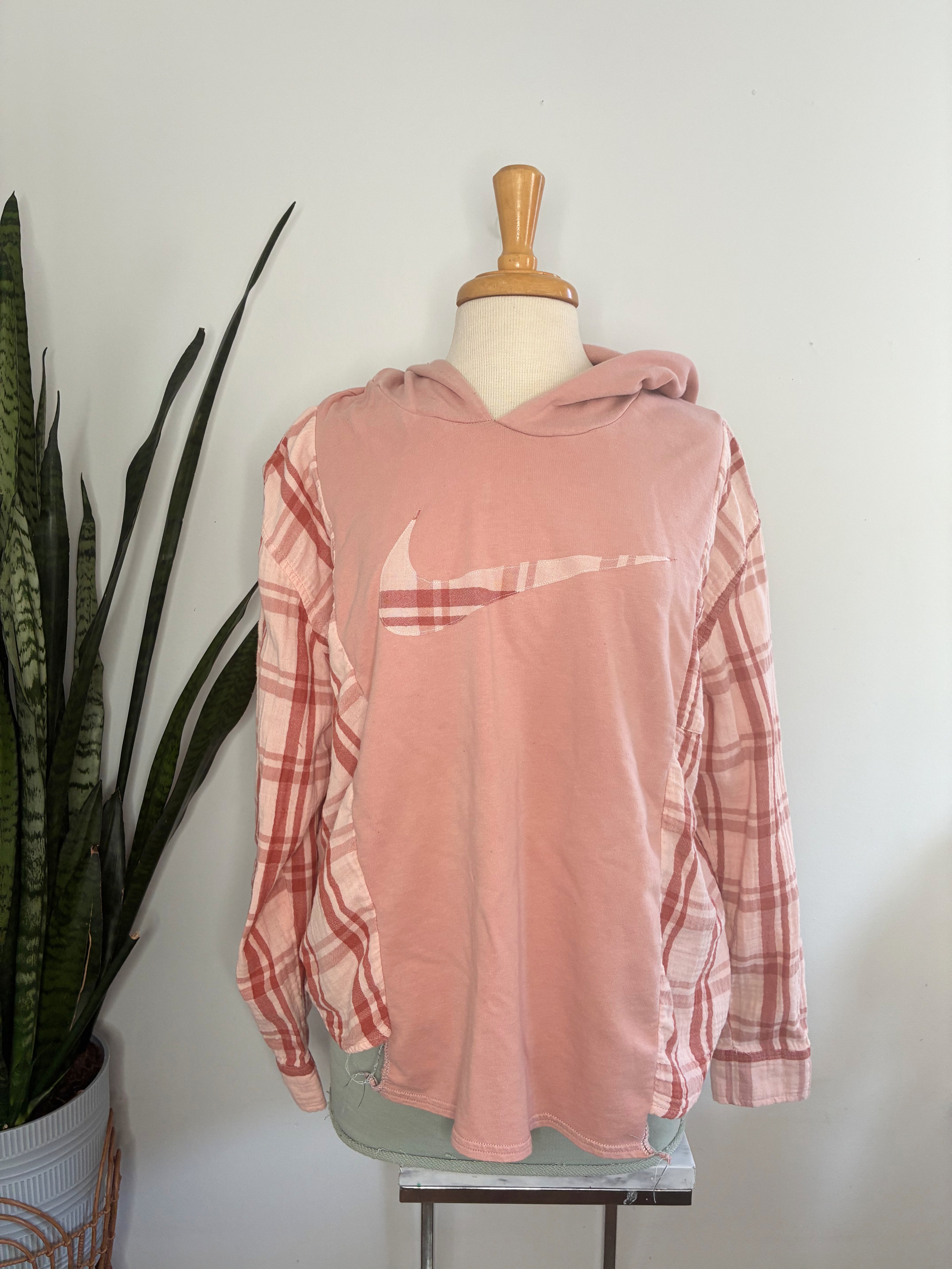 Pink flannel hoodie (2X)